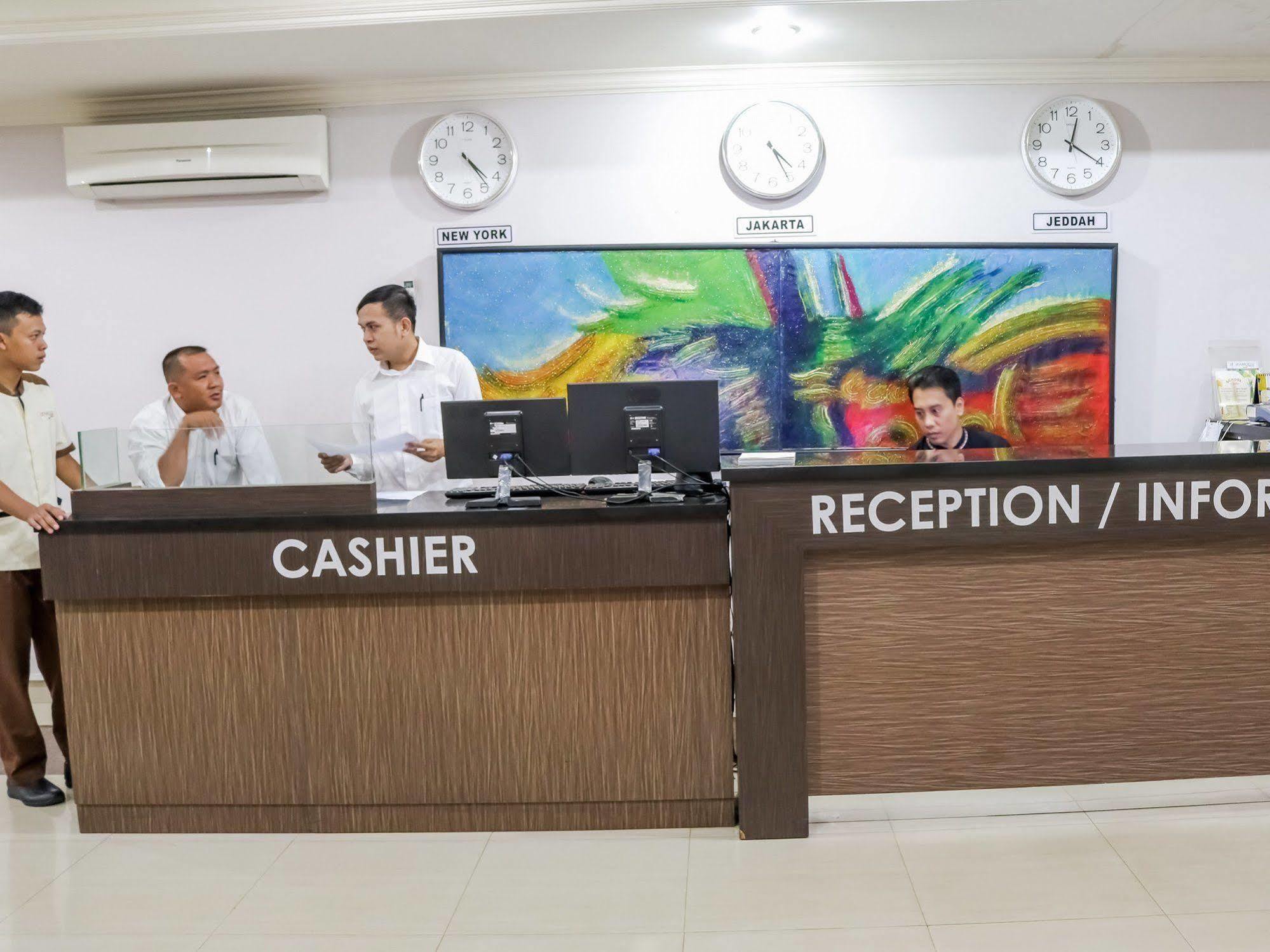 Hotel Nida Jakart Senen Market Jakarta